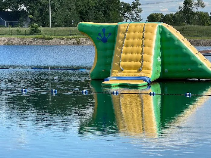 Crystal Lake RV Park Picture 7