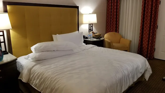 14 WEST Boutique Hotel 6
