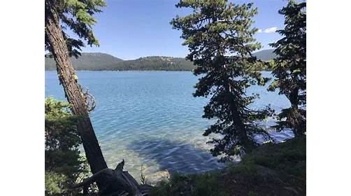 Paulina Lake Lodge 3
