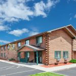 Super 8 by Wyndham Ticonderoga