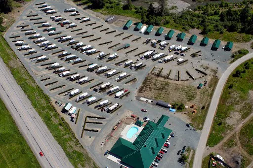 Sunshine Valley RV Resort & Cabins 2