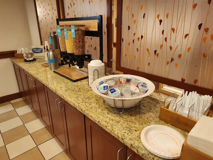 Hampton Inn & Suites North Conway 2
