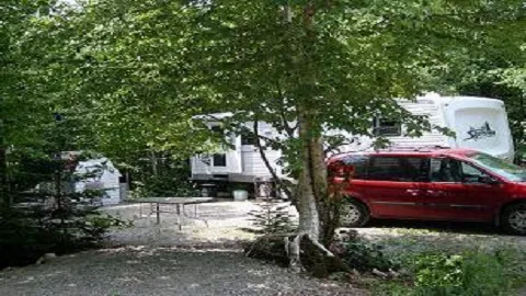 Zenzville RV Campground 8
