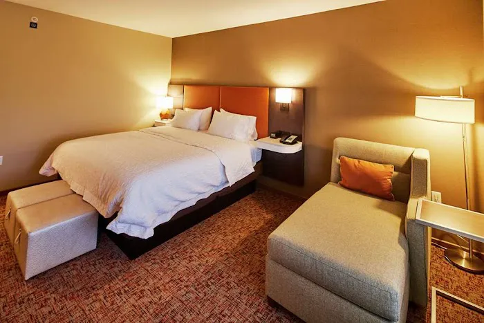 Hampton Inn Parker 9