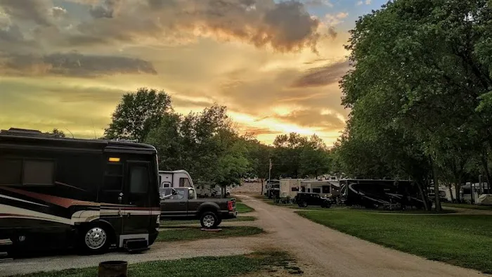 Pin Oak RV Resort By RJourney 3