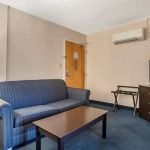 Econo Lodge Inn & Suites Rehoboth Beach