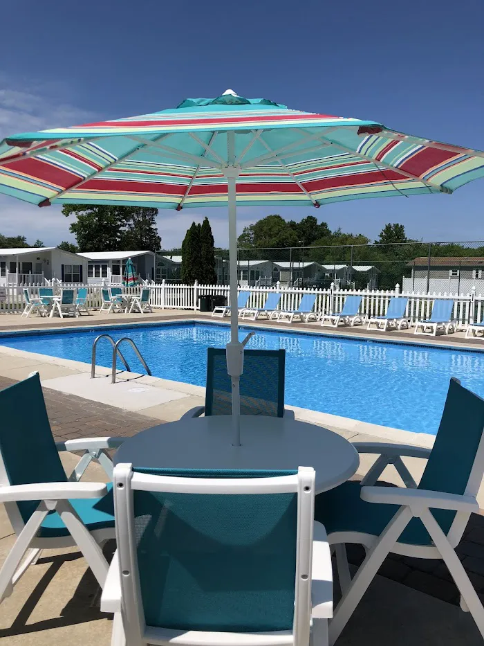 Cape Shores Resort 9