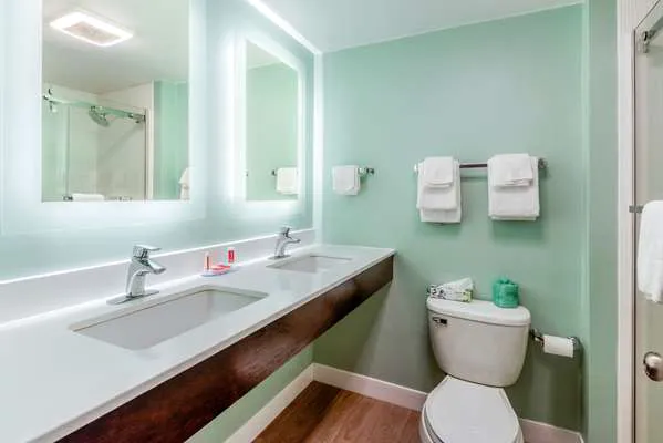 Quality Inn & Suites 3