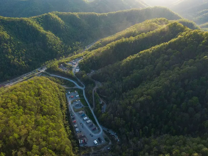 Devil's Backbone Adventure Resort 7