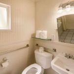 Econo Lodge Inn & Suites Heavenly Village Area