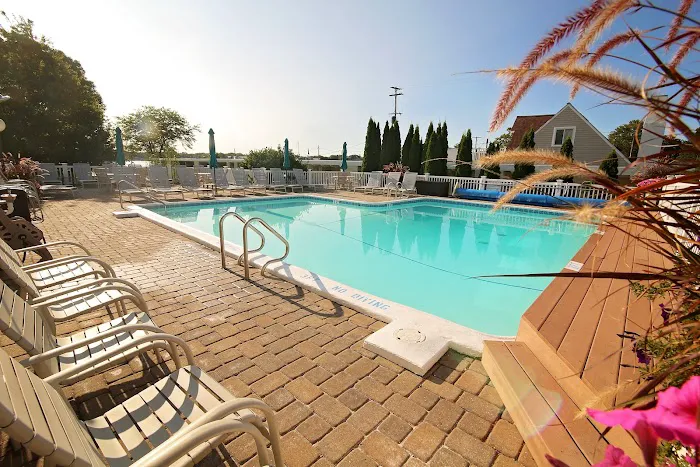 Lake Ranch Resort Waterfront Hotel 7