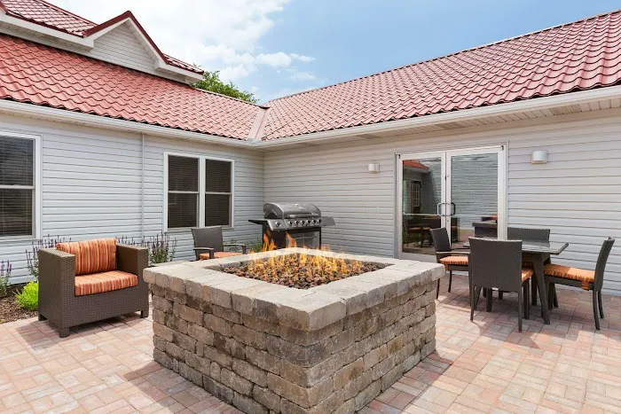 Country Inn & Suites by Radisson, Holland, MI 9