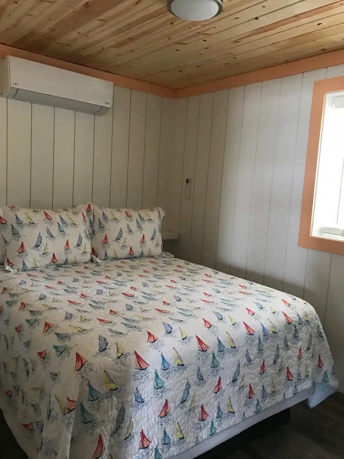 Hobby Crest Resort 9
