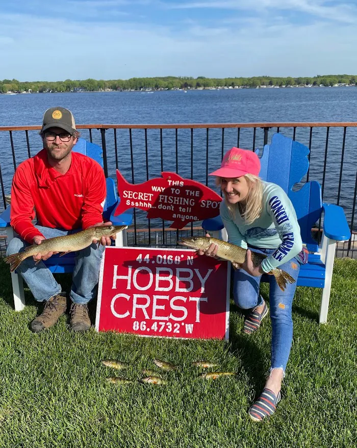 Hobby Crest Resort 8