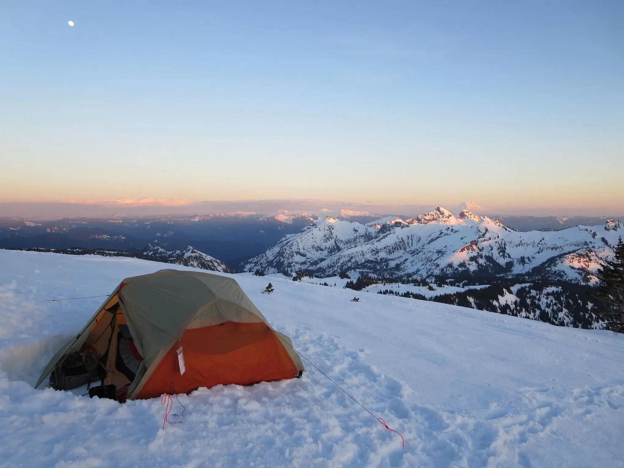 How to Camp in the Winter Without Freezing: Expert Tips for Cold Weather Camping