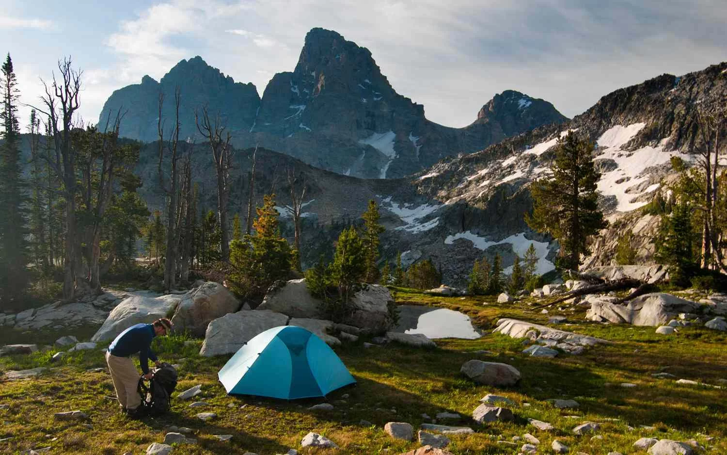 Top Camping Resorts with Stunning Mountain Views in the US: A Guide to the Best Destinations