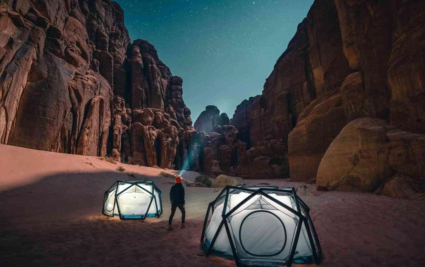 Essential Tips for Camping in the Desert and Staying Safe During Your Adventure