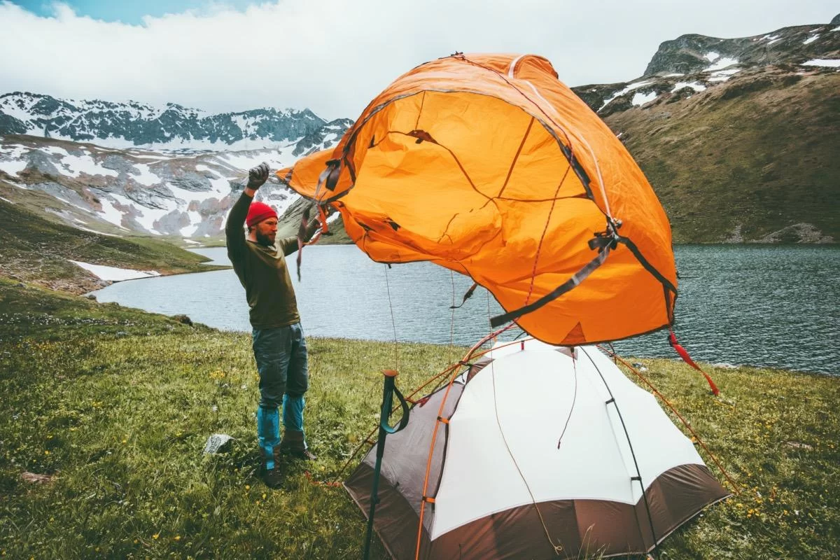 How to Set Up Camp for a Multi-Day Hiking Trip: Essential Tips and Tricks
