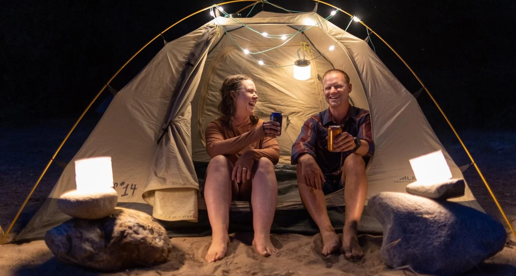 How to Deal with Your Campsite Neighbors: A Guide to Camping Etiquette