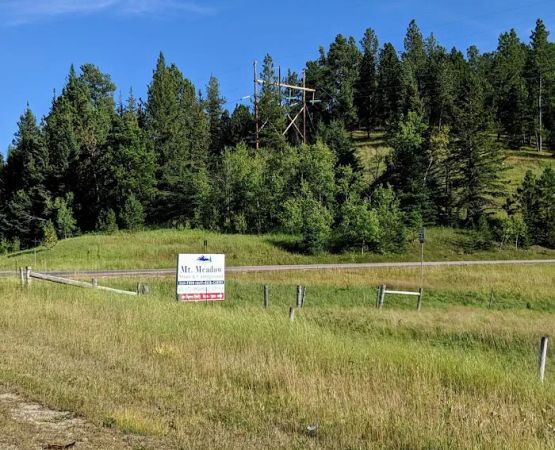 Mt Meadow Store & Campground