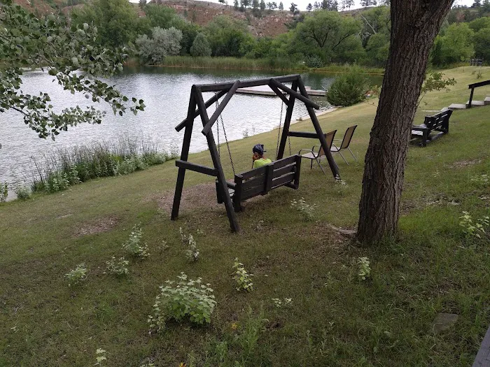 Larive Lake Resort 8