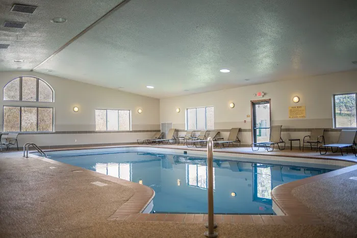 Holiday Inn Express & Suites Custer, an IHG Hotel 1
