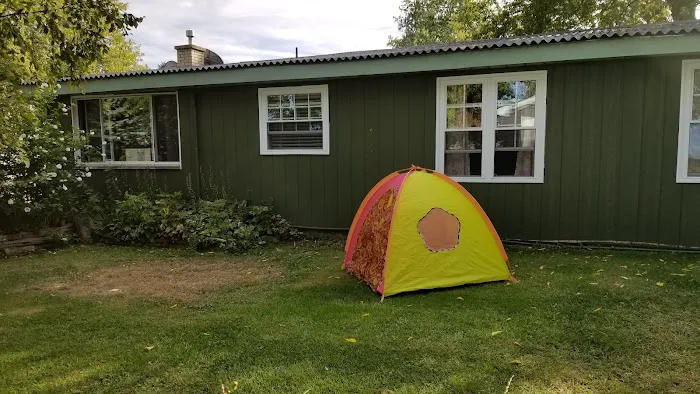Log Cabin Point Cottage Resort 5