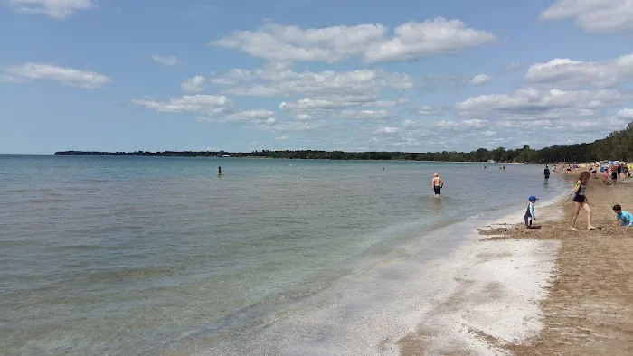 Log Cabin Point Cottage Resort 3