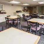 Rodeway Inn & Suites On The River