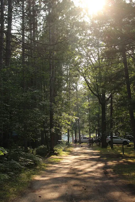 Twin Oaks Campground & Cabins 7