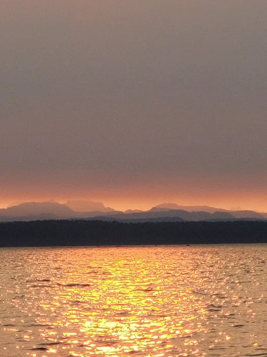 Smelt Bay Provincial Campground 8