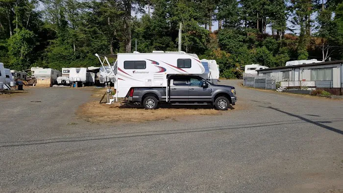 Campbell River Fishing Village R V Park 0