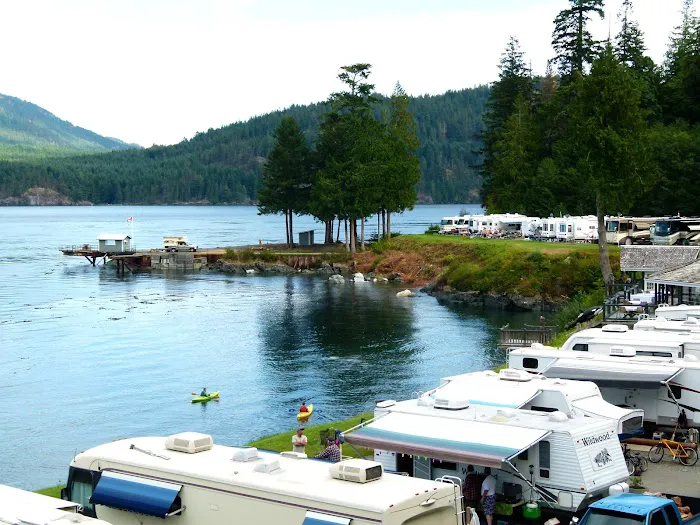 Brown's Bay Resort 4