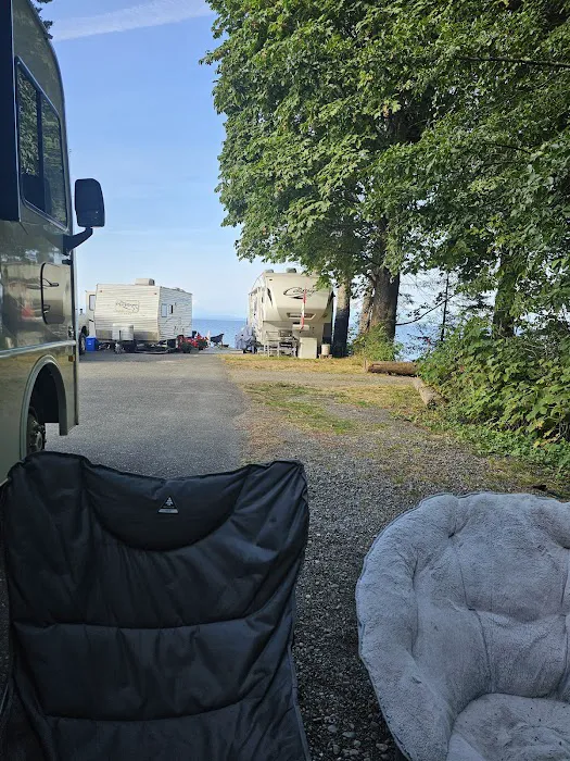 Bates Beach Oceanfront Resort 0