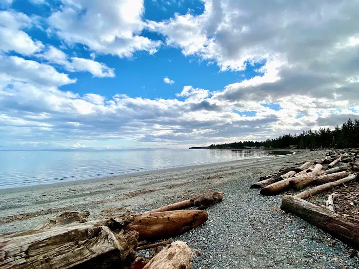 Saratoga Beach Resort 2