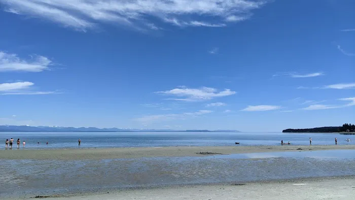 Taylor's Sandy Beach Resort 0