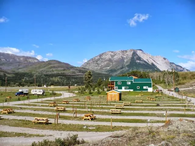 Crowsnest Pass Campground 0