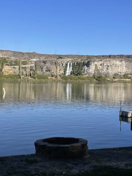 1000 Springs Resort 4