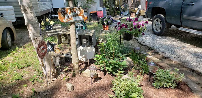 Bear's Pine Woods Campground & Resort 7