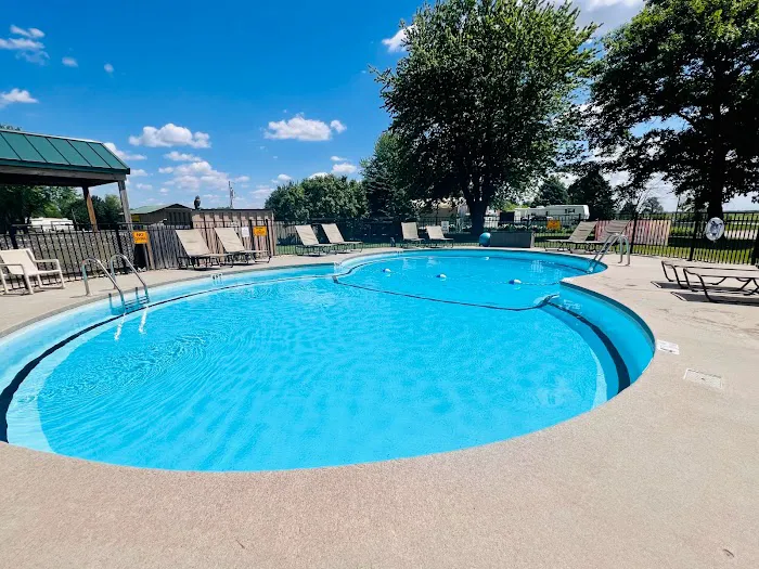 Galesburg East / Knoxville, IL KOA Holiday 4