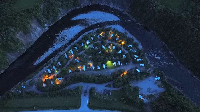 Salmon Run Resort 3
