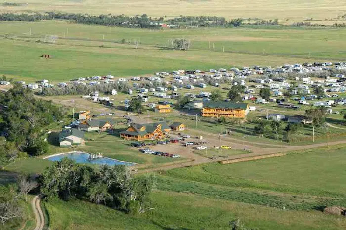 Shade Valley Camp Resort 3