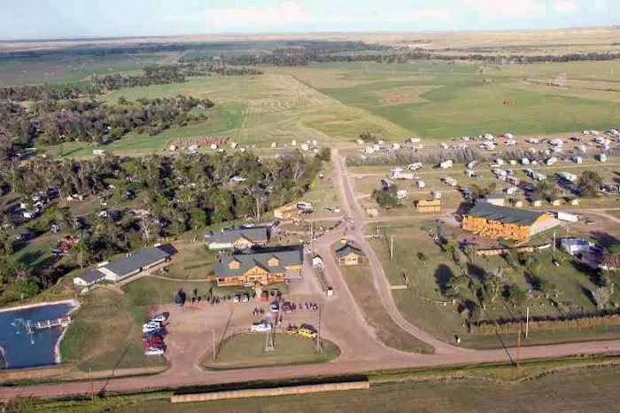 Shade Valley Camp Resort 4