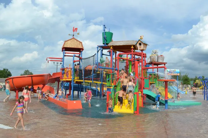 Jellystone Park™ Barton Lake 4