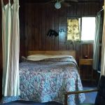 Pine Point Cottages & Motel