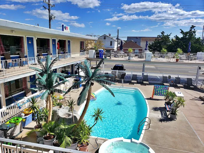 Sand Box Motel 7