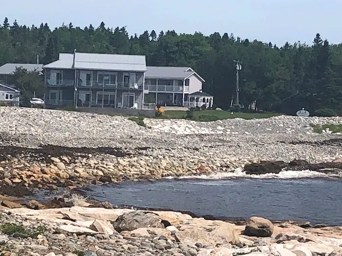 Seawall Motel and TideWatch Suites 7