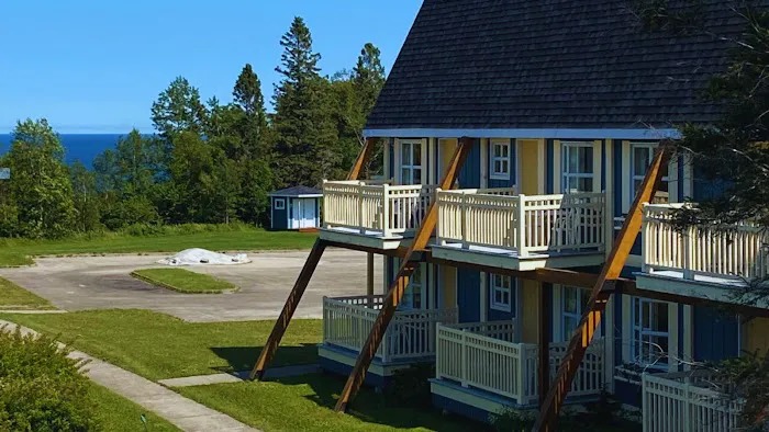 Aztec Camping, Hébergement & Club de golf Fort Prével 5