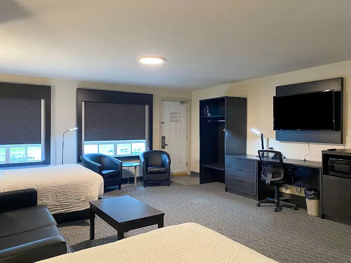 Rodeway Inn 5