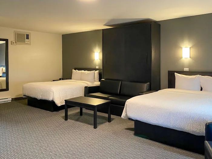 Rodeway Inn 8
